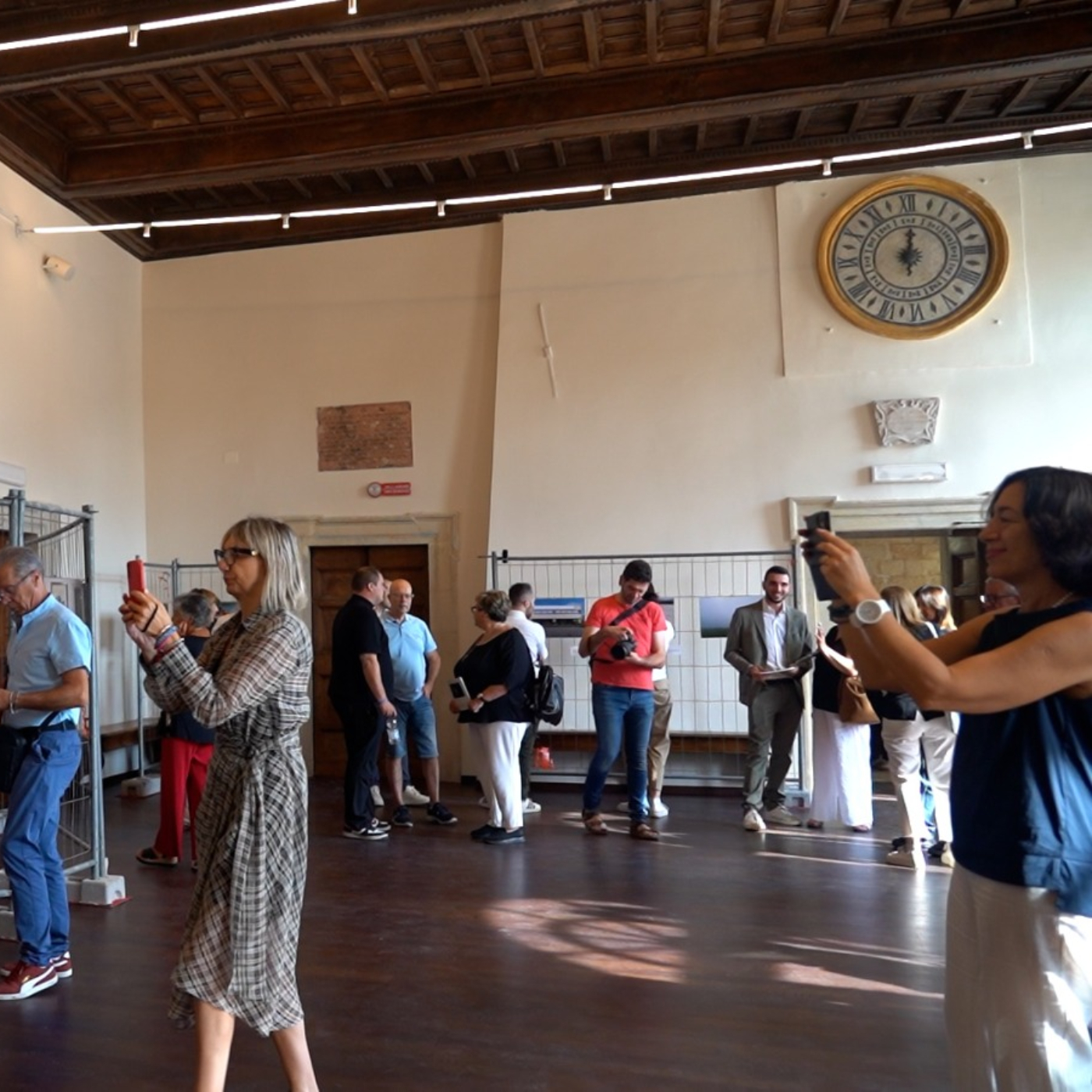 Inaugurata “Trettechènno”, la mostra fotografica di Lorenzo Attili