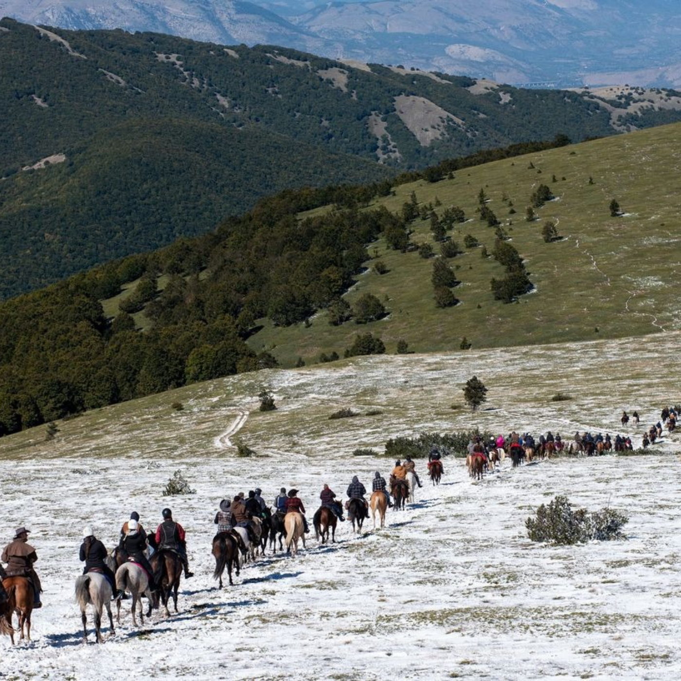 A cavallo scoprendo Norcia e il Parco nazionale dei Monti Sibillini